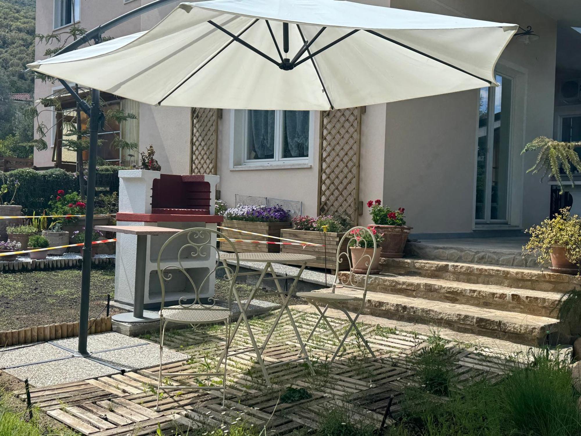 Villa Dei Fiori - Casa Vacanza 卡波特拉 外观 照片
