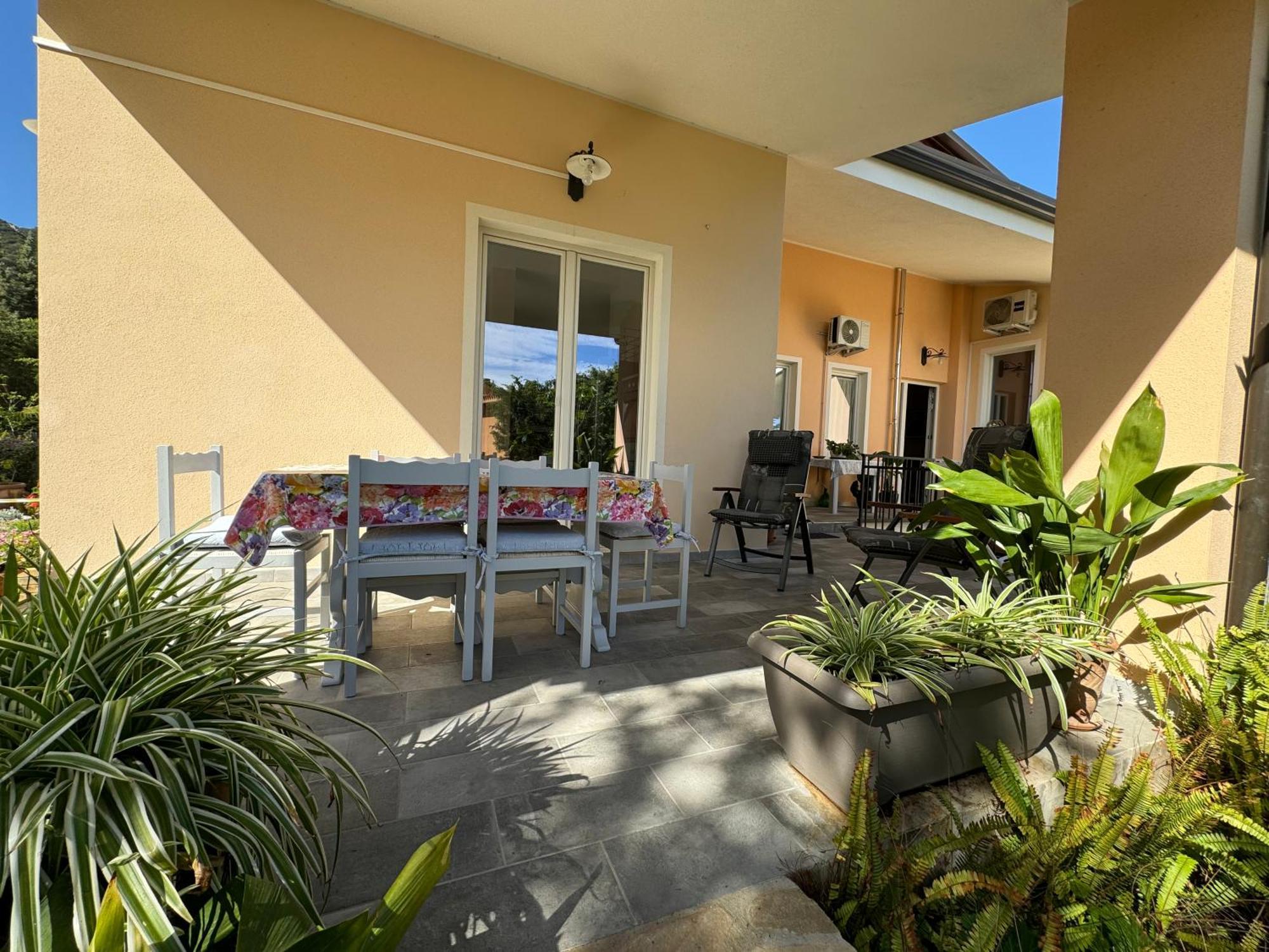 Villa Dei Fiori - Casa Vacanza 卡波特拉 外观 照片
