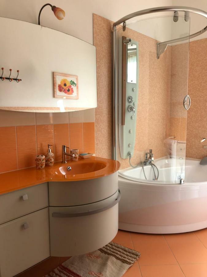 Villa Dei Fiori - Casa Vacanza 卡波特拉 外观 照片