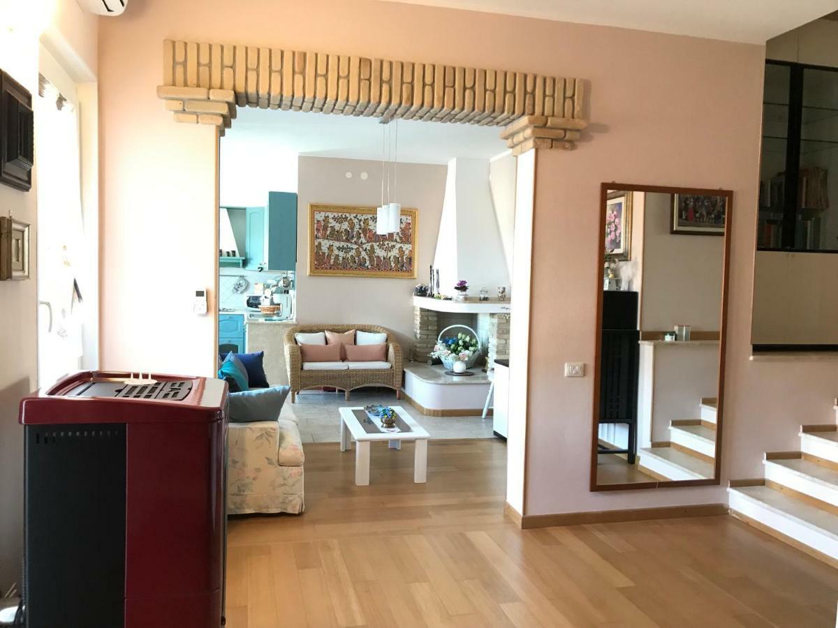 Villa Dei Fiori - Casa Vacanza 卡波特拉 外观 照片